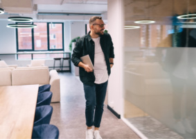 Dress for Success: Navigating Workplace Style with Confidence